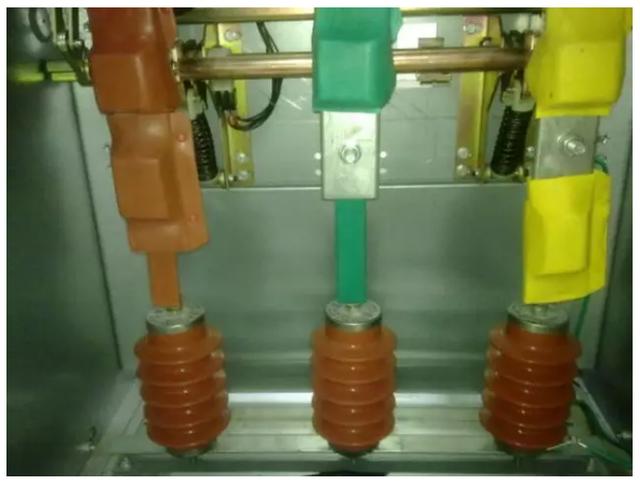 高壓開關柜安裝過程及注意事項詳細說明，有插圖，非常實用！